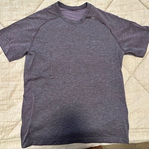 Lululemon Metal Vent Tech